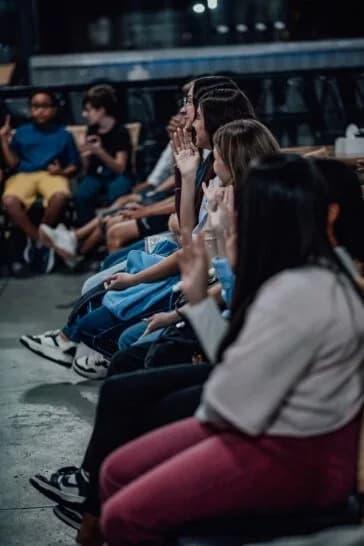 Encontro do Connect — quintas e domingos durante os cultos
